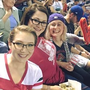 Meet your Posher, Tabitha